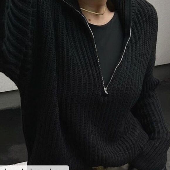 Black half zip sweater - Picture 2 of 4